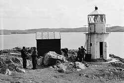 The Muckle Roe light in position on Muckle Roe. Image from Shetland Museum Photo Archive.